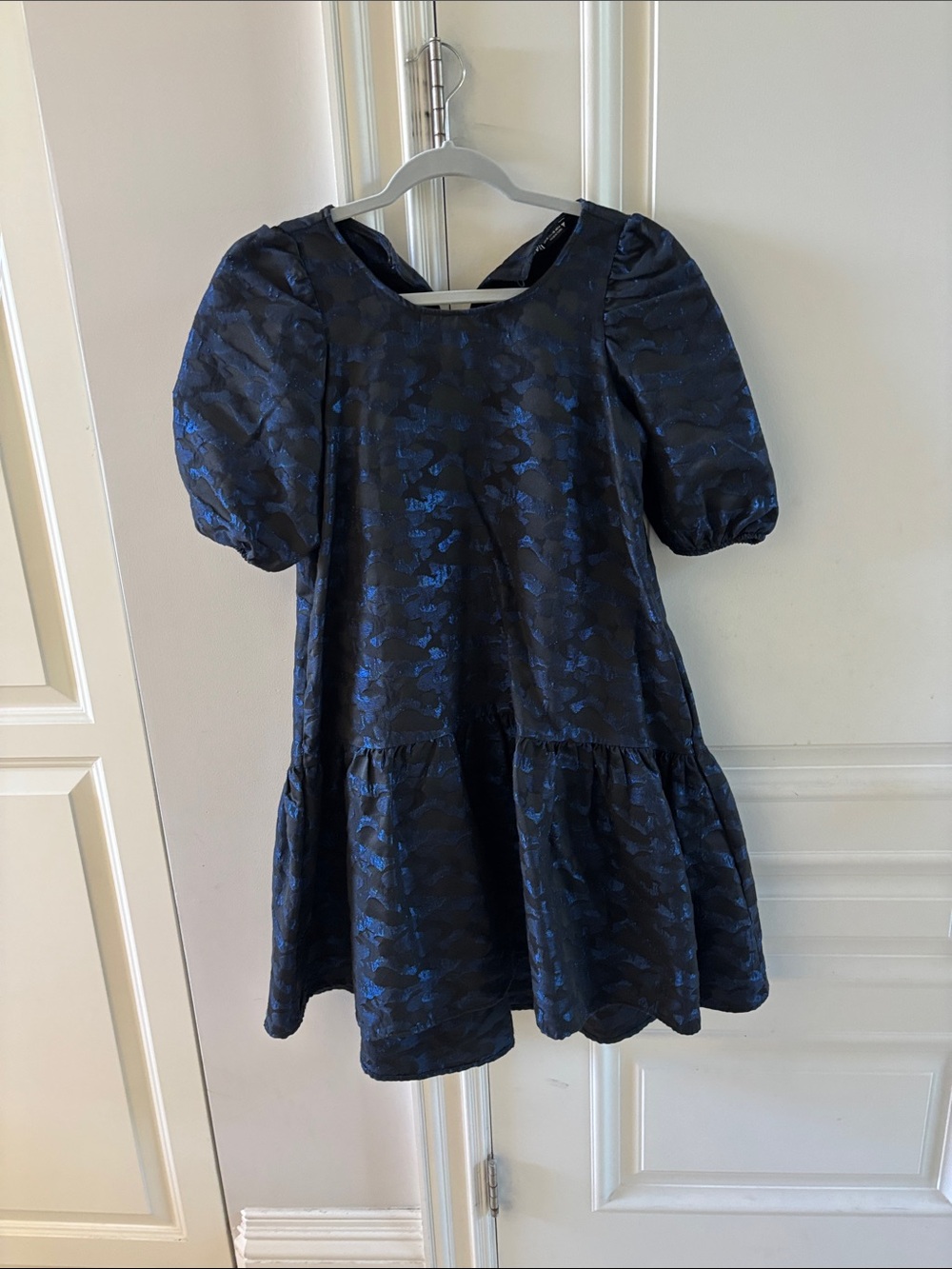 Zara Dark Navy Blue Puff-Sleeve Jacquard Dress